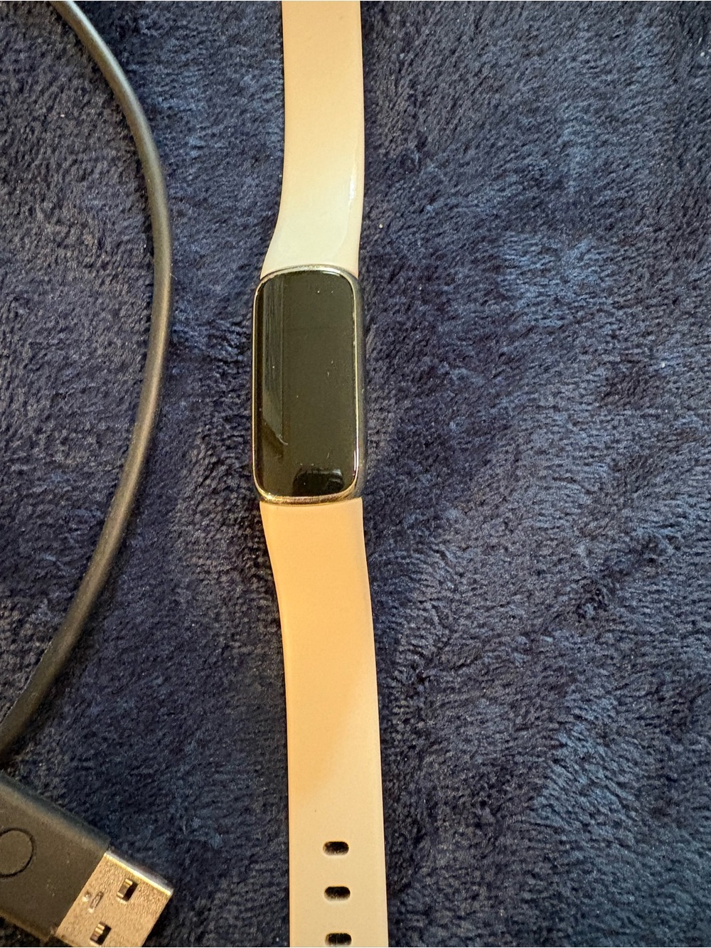 fitbit Luxe Fitness & Wellness Tracker - Cream Band - Picture 5 of 6